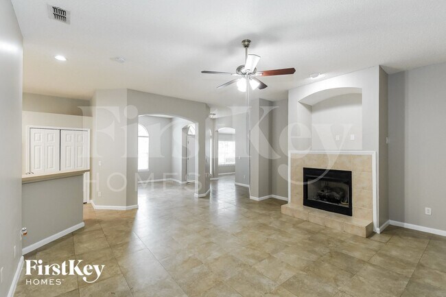 Foto del edificio - 12105 Spindlewood Ct