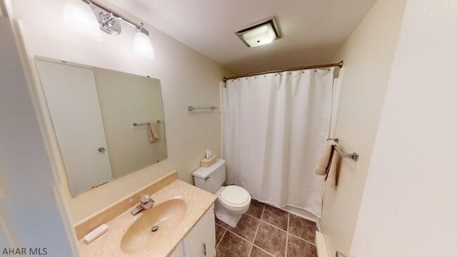 Foto del edificio - 629 Harvest View Ln