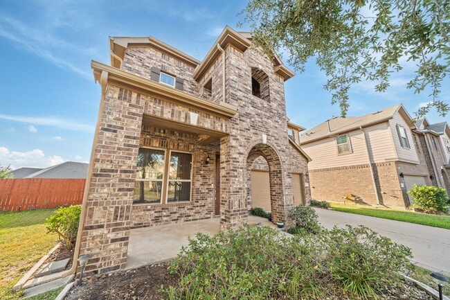 Foto del edificio - 5007 Pine Ridge Knoll Ct