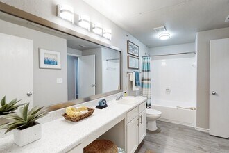 Building Photo - Brynwood Apartments