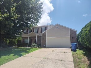 Building Photo - 2989 Setter St