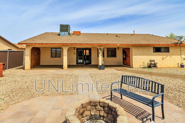 Foto del edificio - 2068 Palo Verde Blvd S