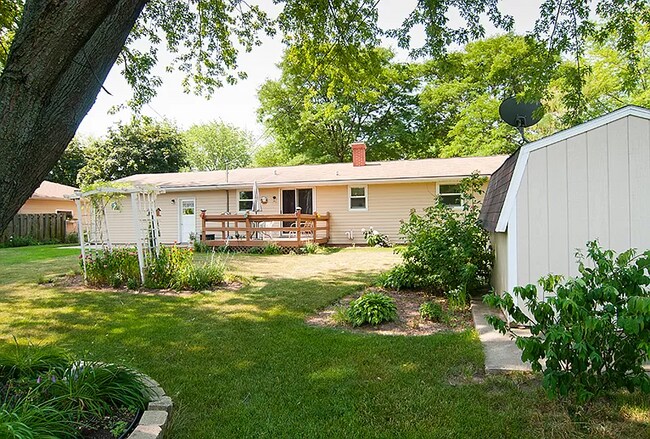 Building Photo - 1508 Apache Avenue