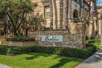 Building Photo - 259 Riverdale Ct