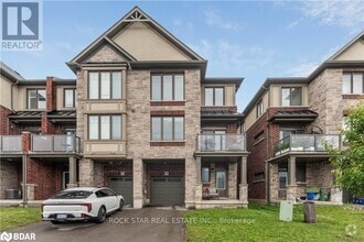Building Photo - 9 Dodman Cres