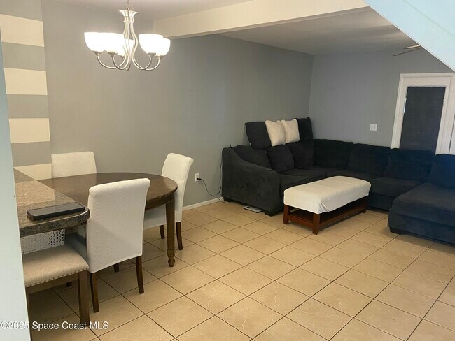 Foto del edificio - 53 Emerald Ct