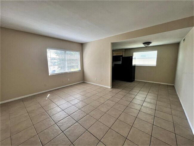 Foto del edificio - 12175 3rd St E
