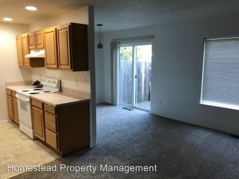 Foto del edificio - 1242 Country Glen Ave NE