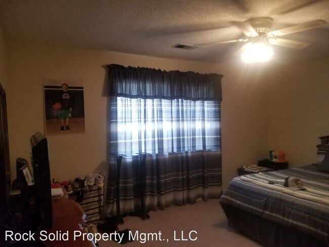 Building Photo - 3 br, 2 bath House - 6535 Tierra Prieta Av...