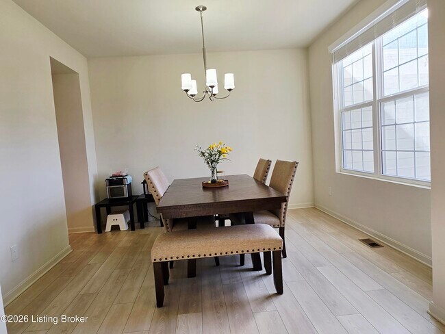 Foto del edificio - 17505 Shakes Creek Dr