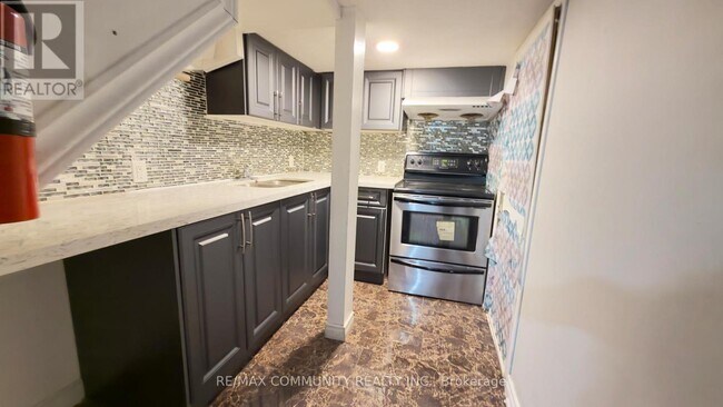 Photo du bâtiment - 21 Hoptree Ave