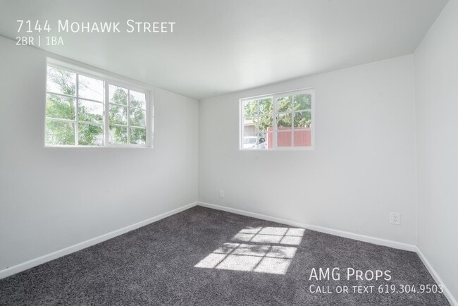 Building Photo - Beautifully remodeled back house available...