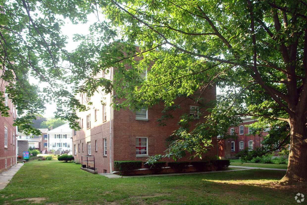 Primary Photo - 908 Hamilton Blvd