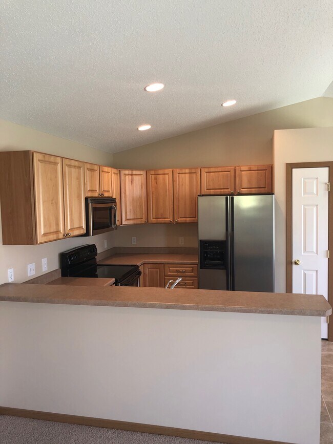 7119 W 56th St Unit 70, Sioux Falls, SD 57106 Condo for Rent in Sioux Falls, SD