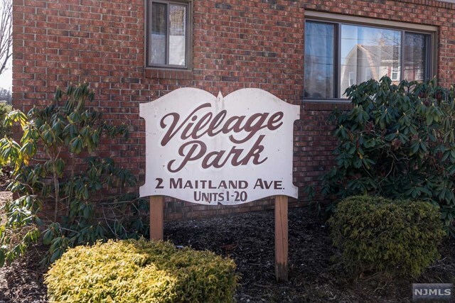 Foto principal - 234 Maitland Ave