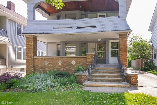 Building Photo - 2145 Waterbury Rd