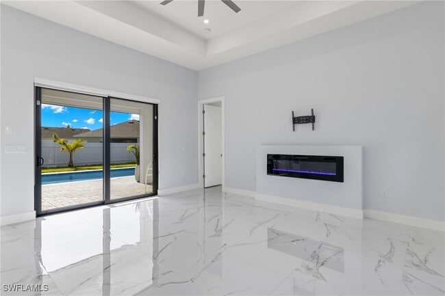 Building Photo - 121 NW 10th Ave