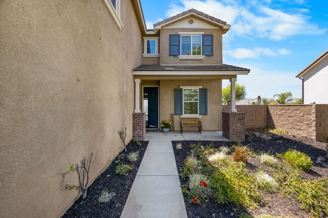 Building Photo - 25589 Foxglove Ln