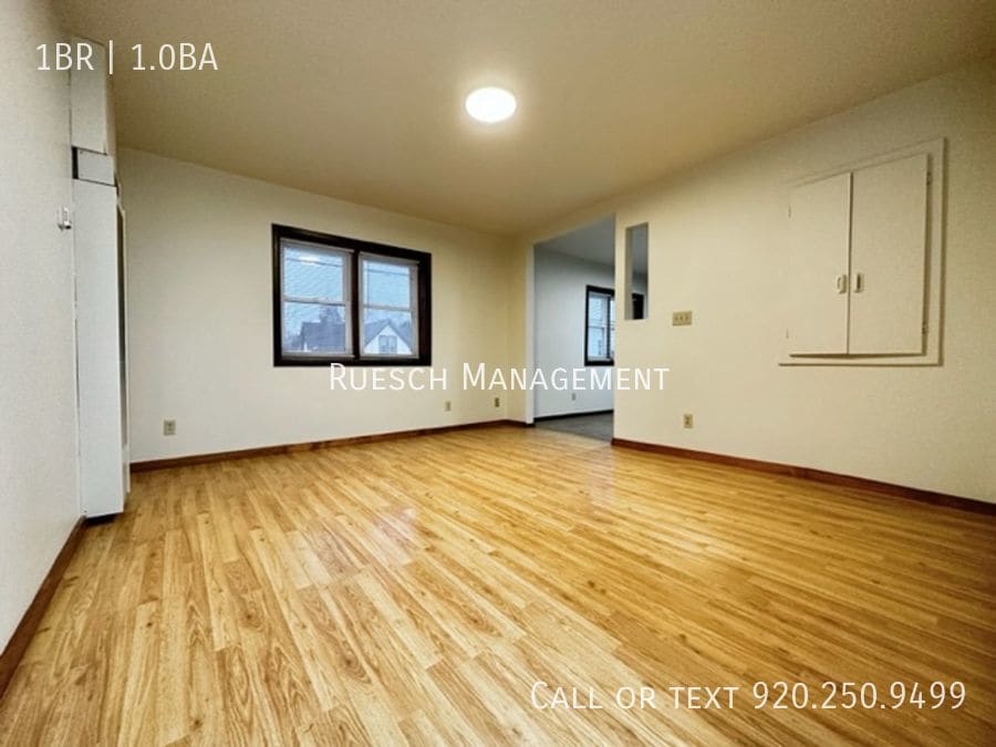 Primary Photo - Spacious 1 Bedroom 1 Bath Upper Apartment ...