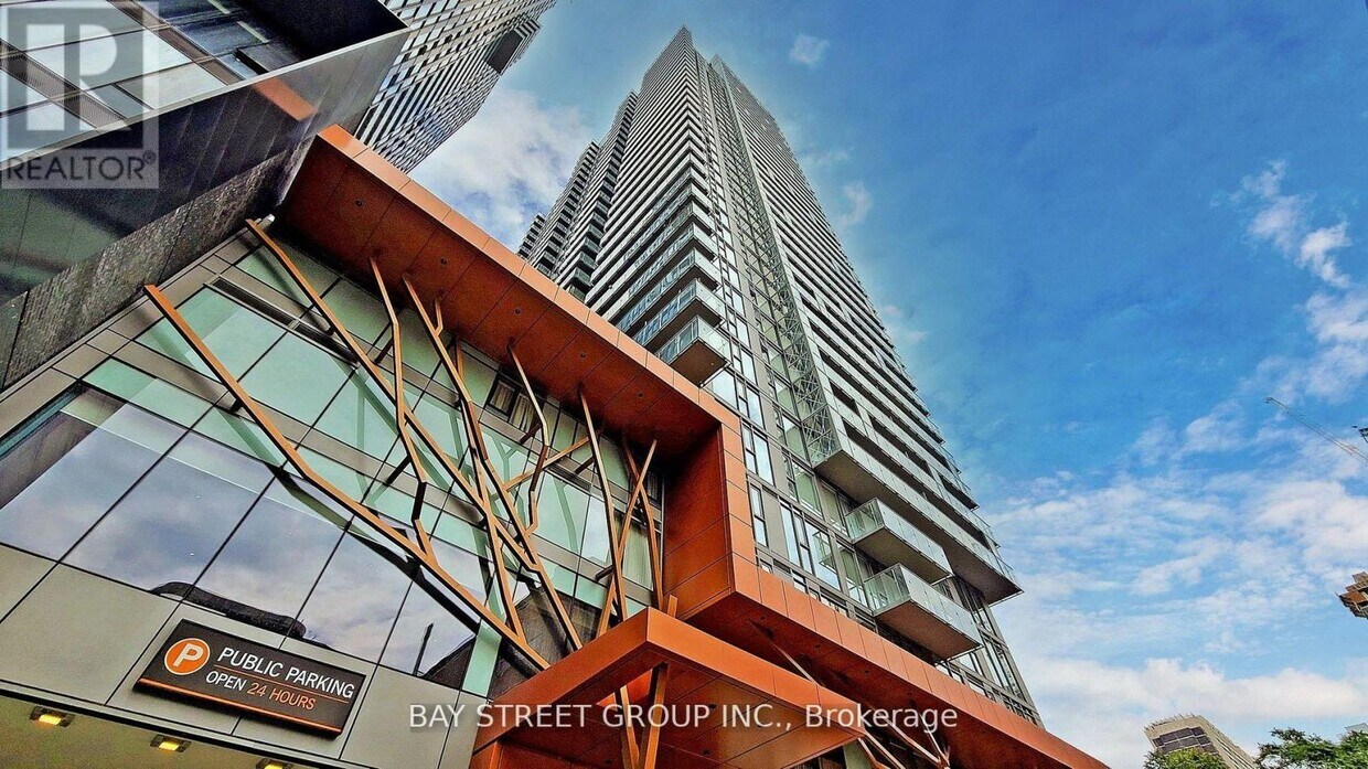 Photo principale - 50-2650 Wellesley St E