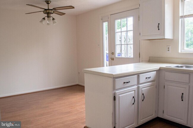 Building Photo - 6711 Kernel Ct