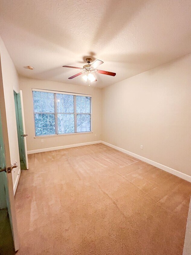 2508 SW 35th Pl, Gainesville, FL 32608 - Condo for Rent in 
