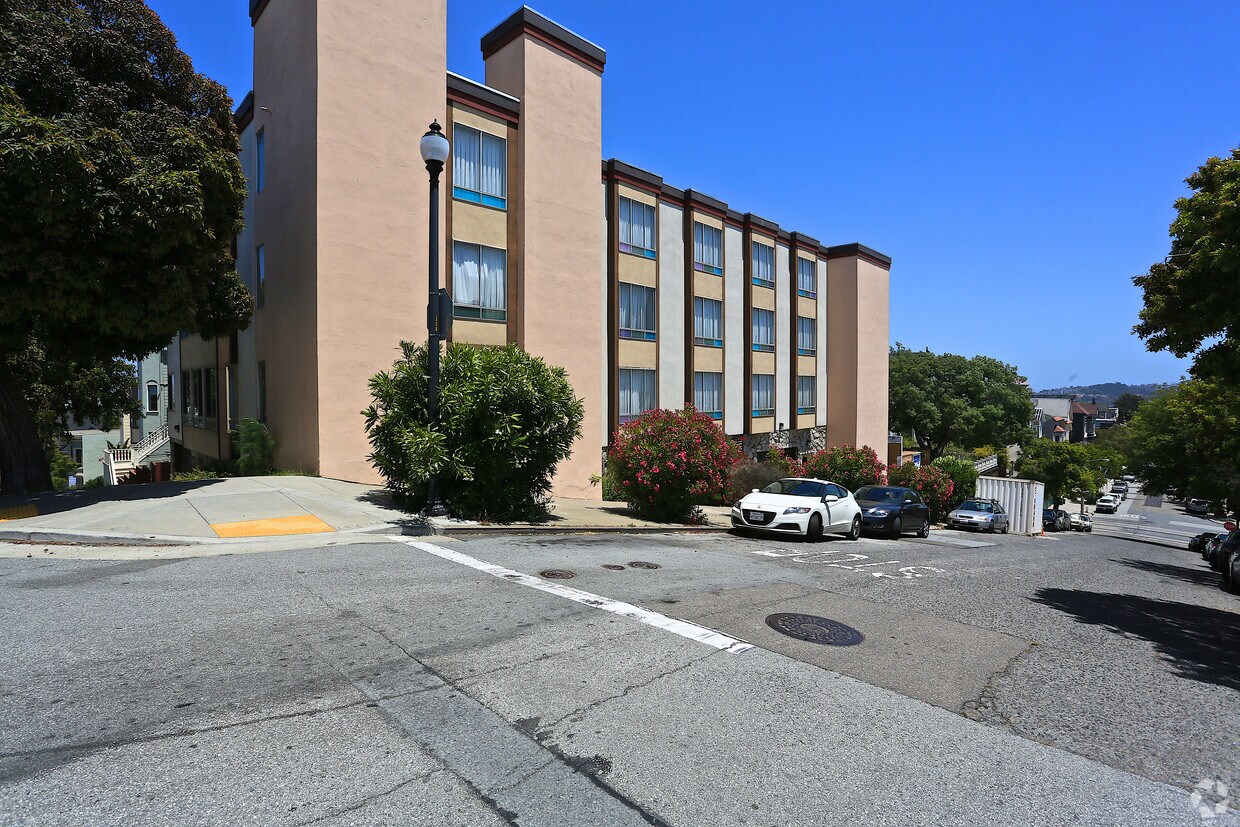 Building Photo - 3590 21st St
