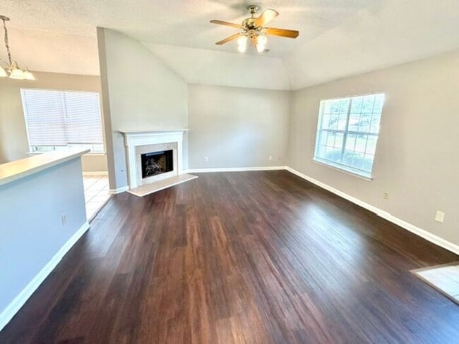Photo - Charming 3 bedroom 2 bath home in Cordova-Recently Renovated