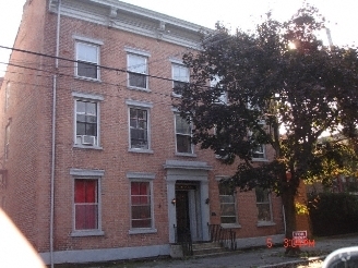 Building Photo - 206 Union St