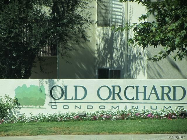 Foto del edificio - 23515 Lyons Ave