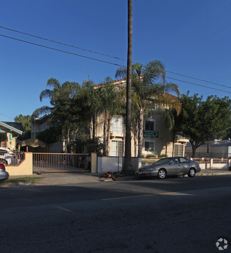 Foto del edificio - 5113-5115 Monte Vista St
