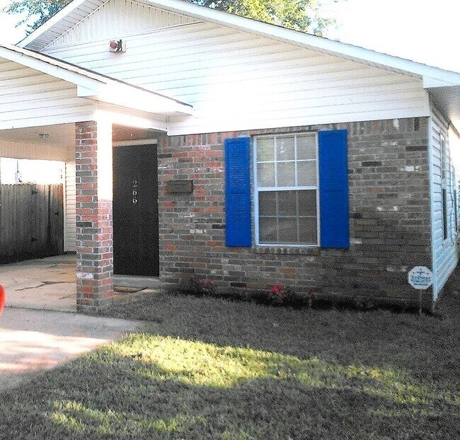 Foto del edificio - 4 Bed home waiting!