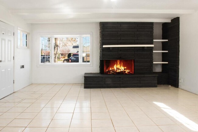 Building Photo - 44153 Fig Ave
