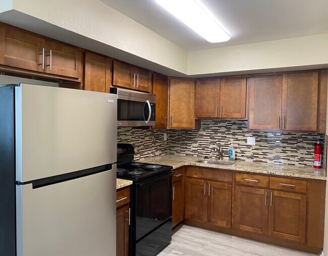 Building Photo - 48 Reliance Ct