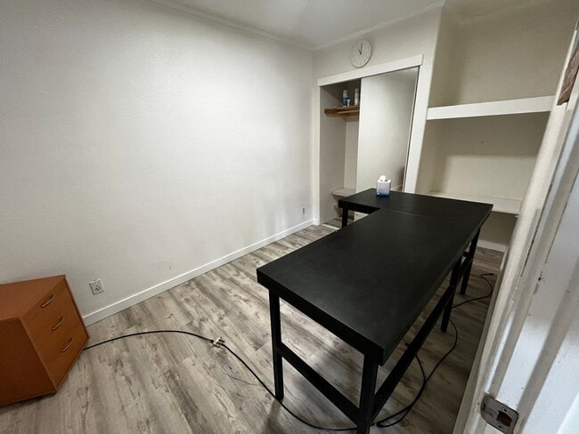 Building Photo - Home for Rent