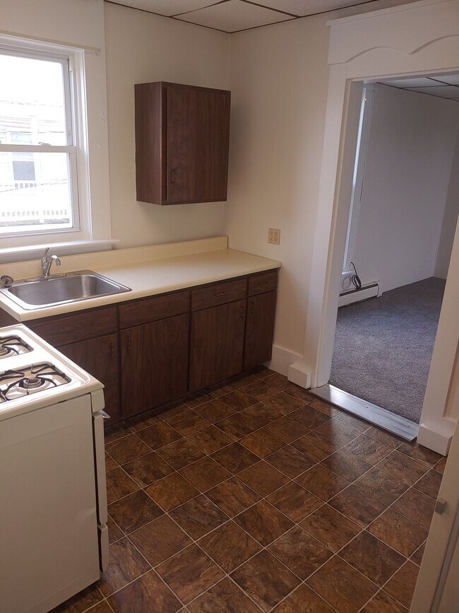 Foto del edificio - 60 N Main St