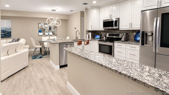 Building Photo - 14917 Wedgefield Dr
