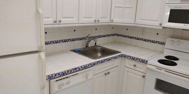 Foto del edificio - 11750 SW 18th St