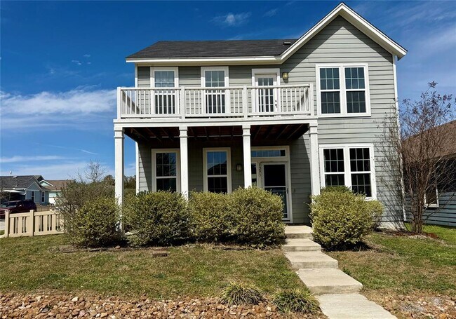 Building Photo - 1293 Nevarez