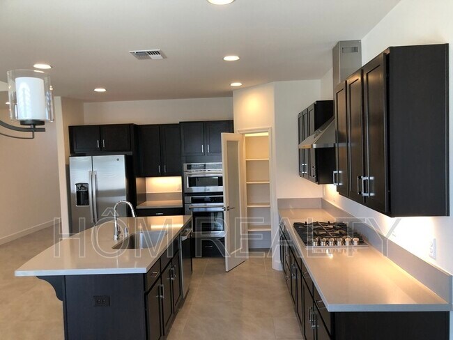 Building Photo - 11196 Grazing Cattle Ln