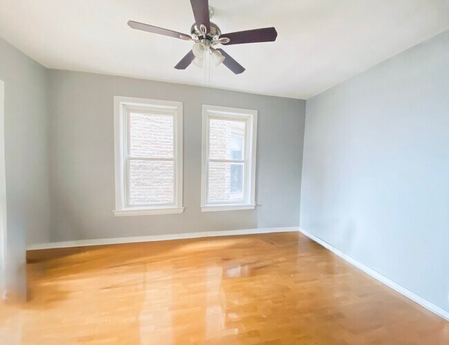 Foto del edificio - 1444 N Talman Ave