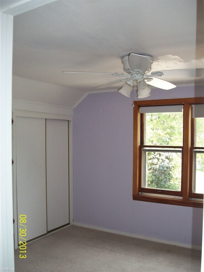 2457 S Superior St, Bay View, WI 53207 House for Rent in Bay View, WI