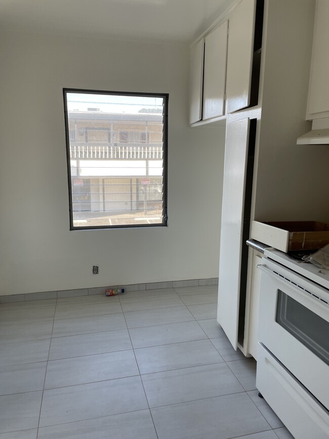 Foto del edificio - 4221 Longridge Ave