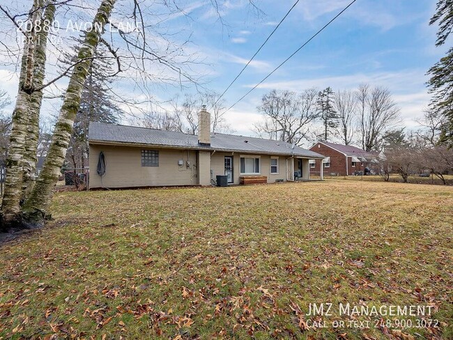 Building Photo - 20880 Avon Ln