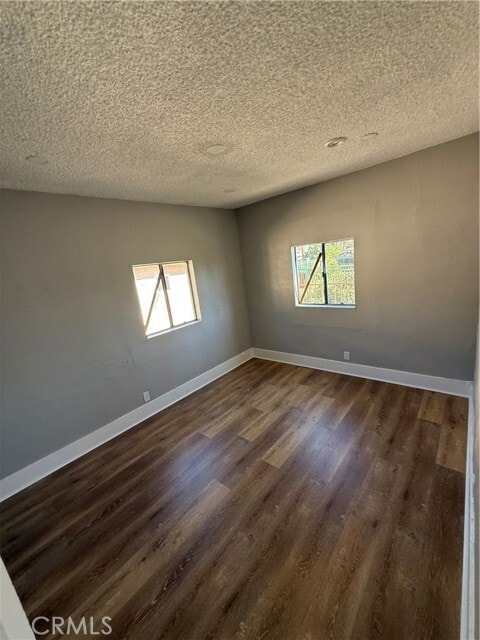 Foto del edificio - 2853 E 6th St