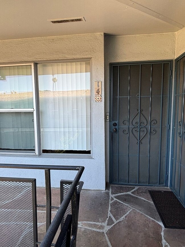 Foto del edificio - Spacious 1 bedroom available now in Long B...