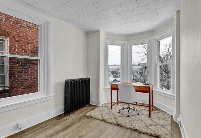 Foto del edificio - 853 Joslin St SE