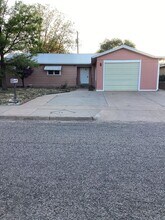 Building Photo - 108 Oklahoma Dr