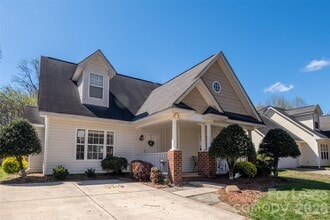 Building Photo - 7618 Prairie Rose Ln