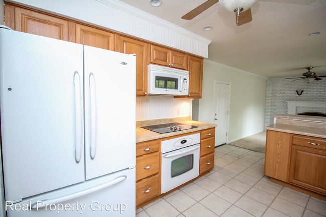 Building Photo - 4 br, 3 bath House - 3509 Bray Ave